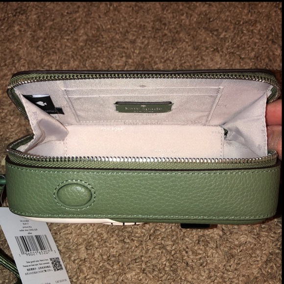 NWT-Kate Spade-SET-Picture This-Camera📷Wristlet & Film Roll🎞️Bag Charm/Keychain - Picture 8 of 16